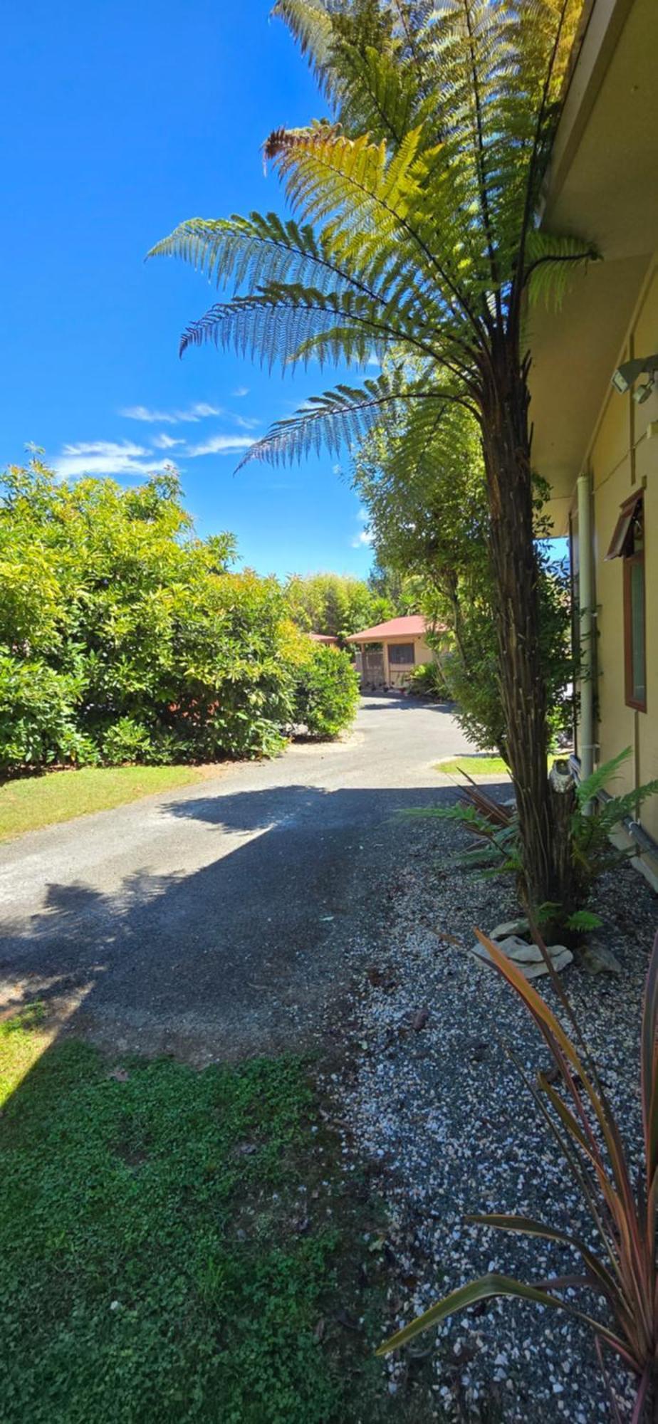 The Rocks Chalets Takaka Exterior photo
